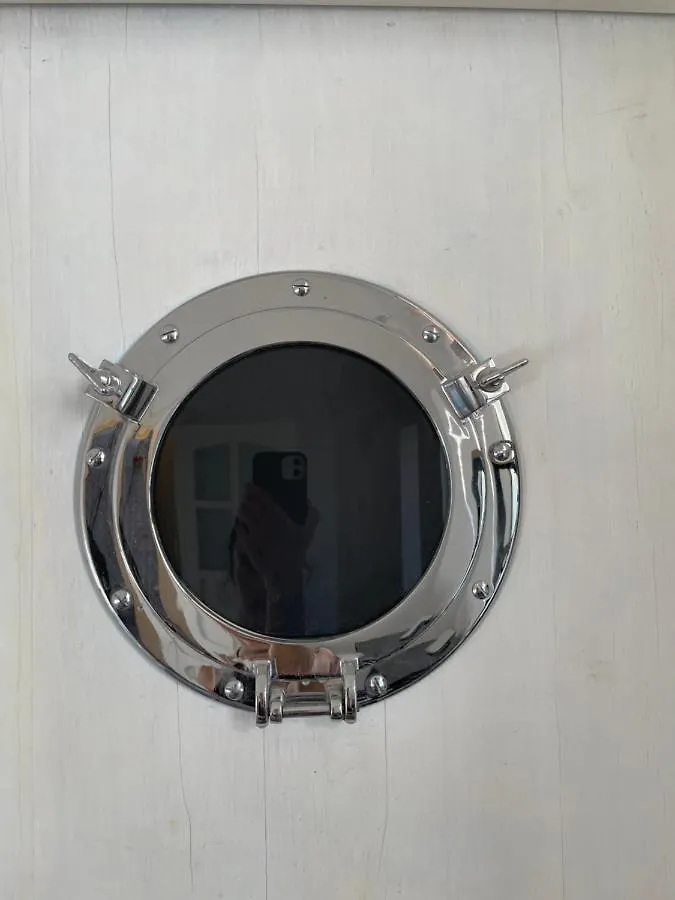 Boat Room contacts